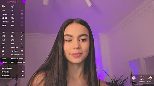 Snapshot of Aleejaa__ chatting on 06-22-26, 11:18 Aleejaa online show from 06-22-26, 11:18