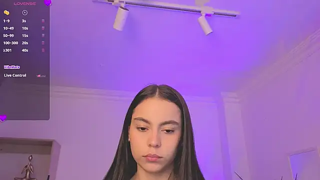 Aleejaa   online show from 04-10-26, 11:17