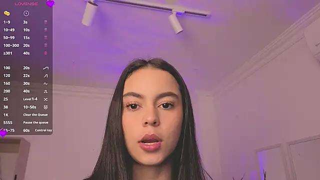 Snapshot of Aleejaa__ chatting on 04-30-26, 11:28 Aleejaa online show from 04-30-26, 11:28