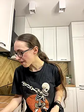 MartiniiSelenna online show from 11-12-25, 07:01