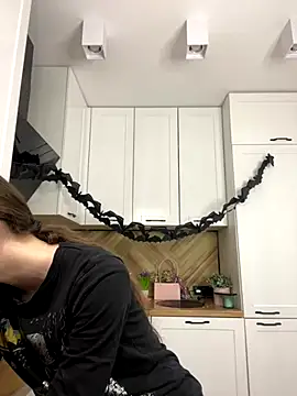 MartiniiSelenna online show from 10-27-25, 06:36