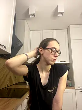 MartiniiSelenna online show from 11-18-25, 06:39