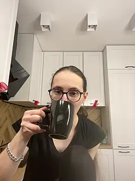 MartiniiSelenna online show from 01-11-26, 06:42