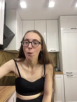 MartiniiSelenna online show from 09-18-25, 05:54