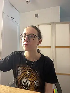 MartiniiSelenna online show from 07-05-26, 05:47