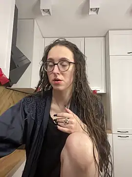 MartiniiSelenna online show from 04-19-26, 05:52