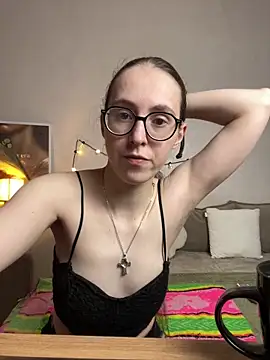 MartiniiSelenna online show from 05-17-26, 05:51