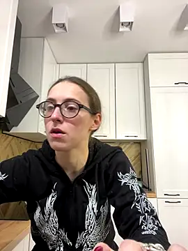 MartiniiSelenna online show from 10-15-25, 05:39