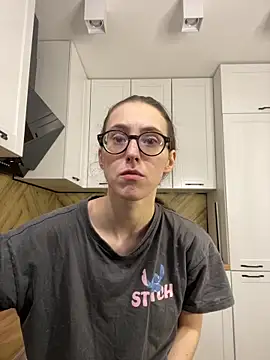 MartiniiSelenna online show from 10-04-25, 05:53