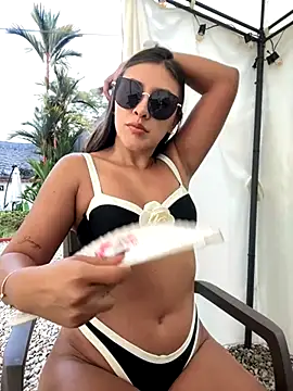 Rose-euphoria online show from 09-11-25, 01:22