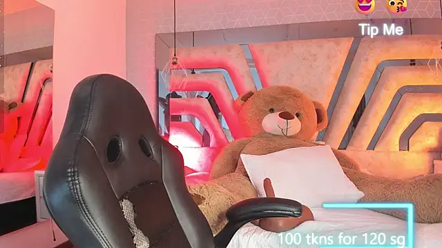 AngelineHeet online show from 05-21-26, 03:37