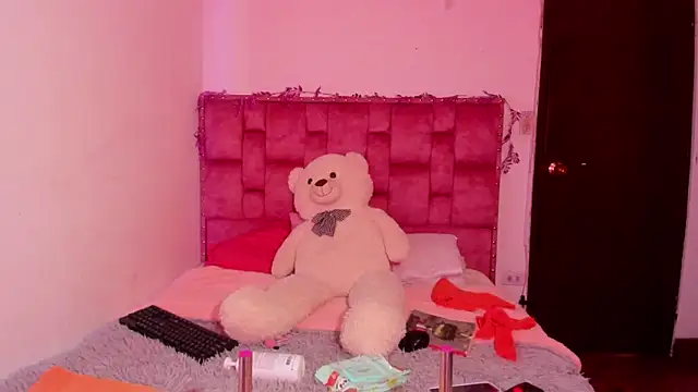 ladyrd1 online show from 03-29-26, 06:42