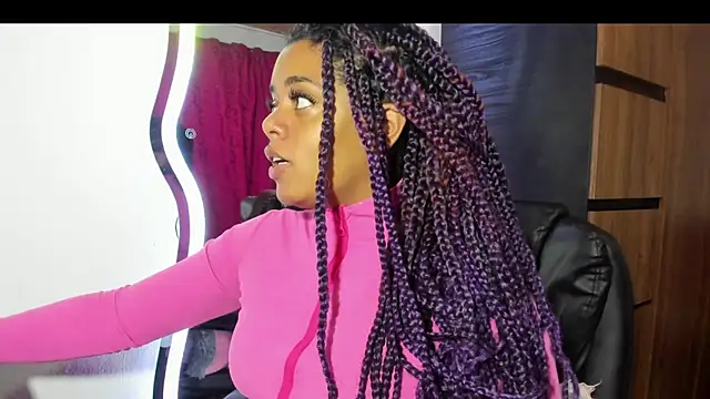 ladyrd1 online show from 11-21-25, 09:36