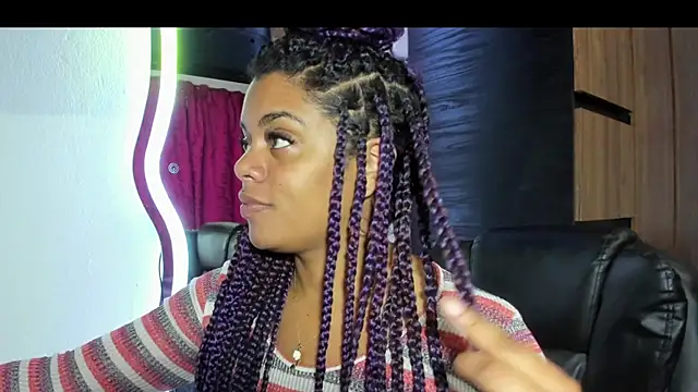 ladyrd1 online show from 11-16-25, 05:45