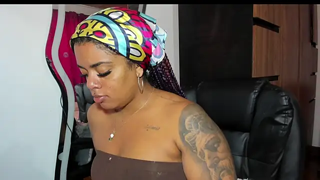 ladyrd1 online show from 11-09-25, 06:12