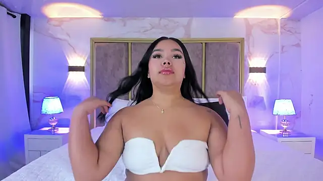 MarianaGarciaa   online show from 03-25-26, 06:07