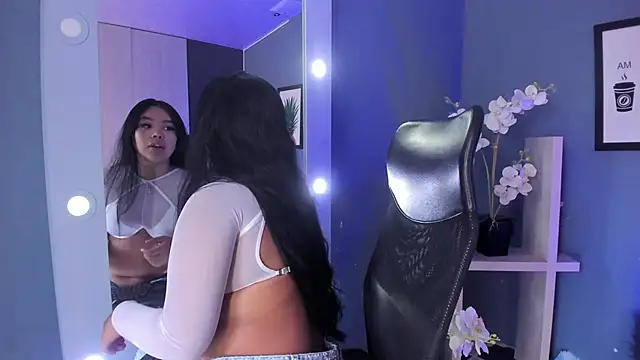 MarianaGarciaa   online show from 03-19-26, 07:14