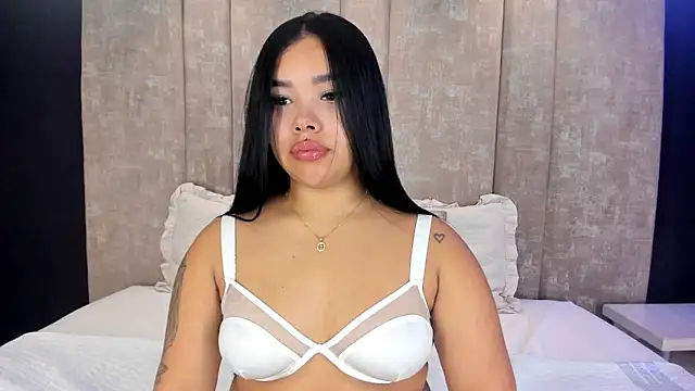 MarianaGarciaa   online show from 02-17-26, 07:11