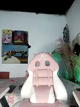 lovely kitt online show from 03-18-26, 02:48