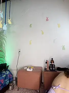 lovely kitt online show from 04-04-26, 12:39