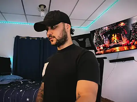 Sebas-hott online show from 12-15-25, 10:59