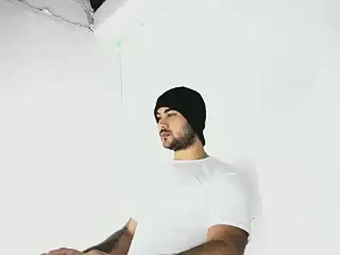 Sebas-hott online show from 10-10-25, 10:43