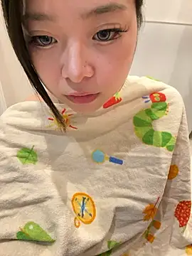 Rei1216xo online show from 11-14-25, 03:32