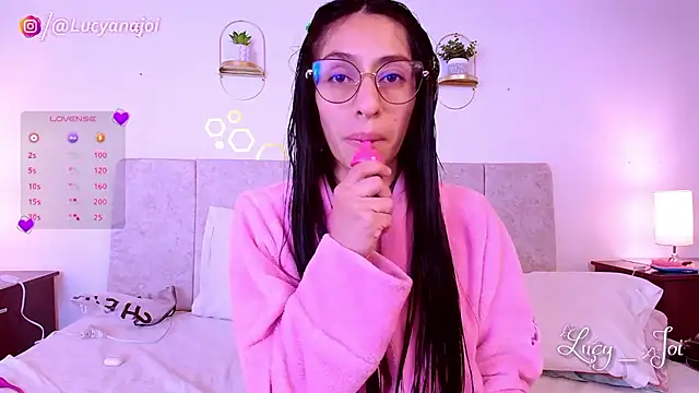 Lucy joi online show from 01-13-26, 03:43