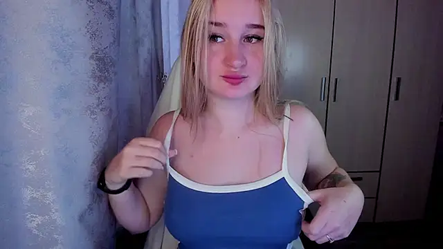 KeiraNight online show from 10-31-25, 02:30