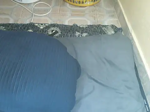 Snapshot of centzSexy chatting on 05-02-26, 12:54 centzSexy online show from 05-02-26, 12:54