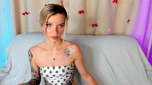 AlinaLovelyX online show from 06-28-26, 01:23