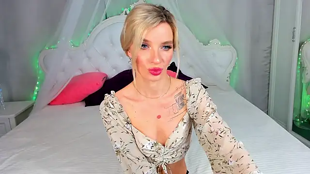 AlinaLovelyX online show from 11-15-25, 01:20