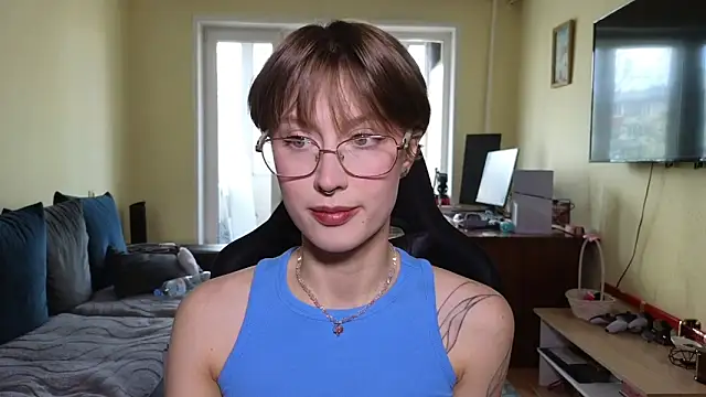 MalvinaBlum online show from 05-07-26, 07:34