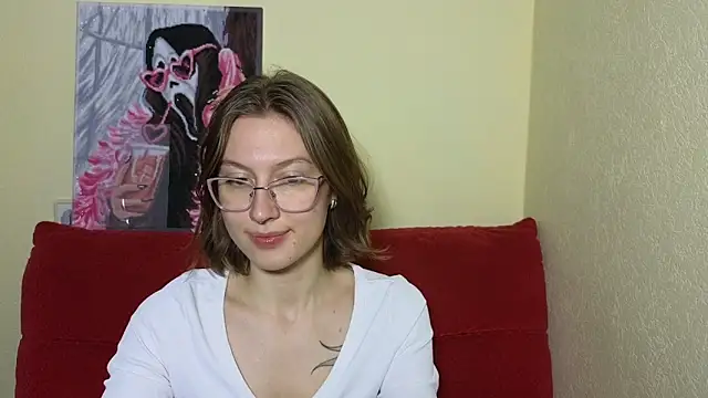 Snapshot of MalvinaBlum chatting on 12-07-24, 05:26 MalvinaBlum online show from 12-07-24, 05:26