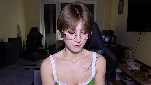 MalvinaBlum online show from 02-23-26, 12:17