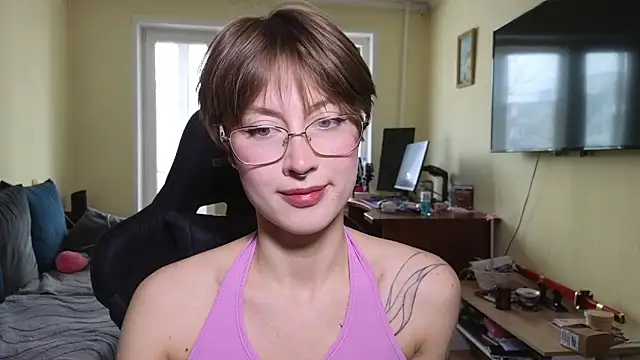 MalvinaBlum online show from 04-16-26, 05:41