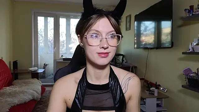 MalvinaBlum online show from 10-25-25, 01:49