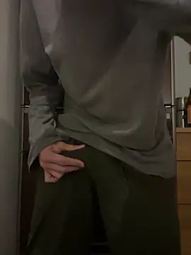 Snapshot of saku_chan_live chatting on 03-17-25, 04:22 saku chan live online show from 03-17-25, 04:22