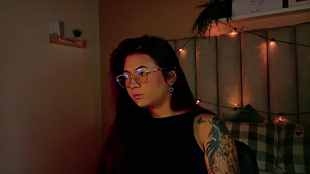 alaia-rogers online show from 12-22-25, 11:43