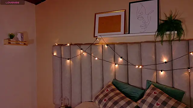 alaia-rogers online show from 11-14-25, 11:36