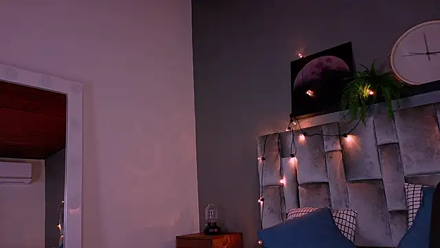 alaia-rogers online show from 10-14-25, 11:33