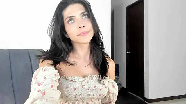 angelturned001 online show from 03-06-25, 12:32