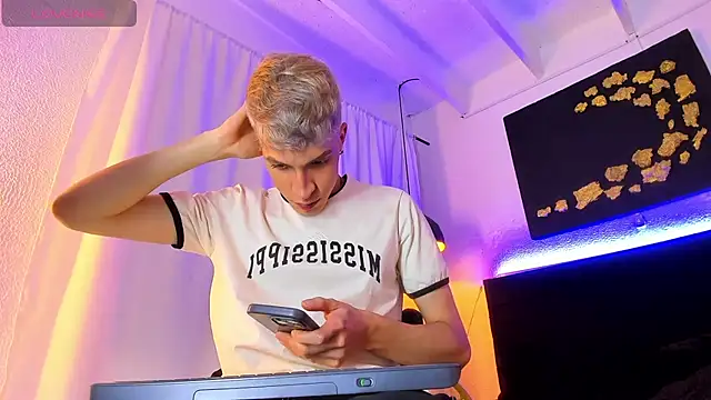 Angel Snowhotxxx online show from 02-14-25, 06:34