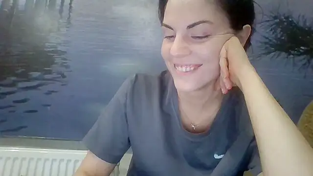 AliceTailor online show from 10-29-25, 10:42