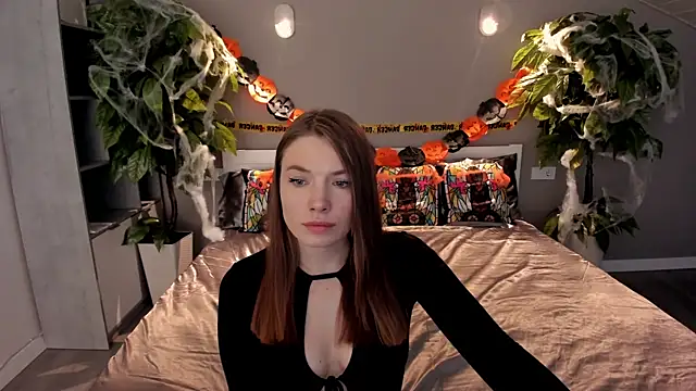 IceDanielles online show from 10-26-25, 01:33