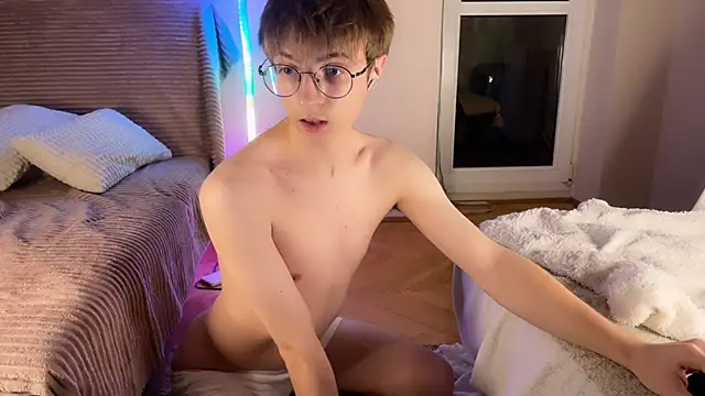 itsmaxxbaby  online show from 11-29-25, 03:50