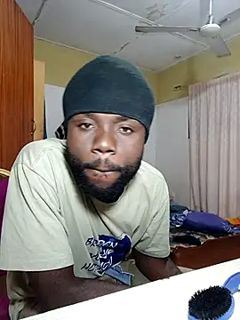 Snapshot of Longblackhardd chatting on 09-29-25, 03:13 Longblackhardd online show from 09-29-25, 03:13