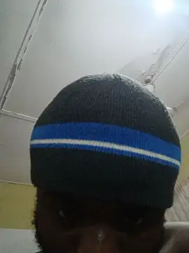 Snapshot of Longblackhardd chatting on 03-16-25, 05:25 Longblackhardd online show from 03-16-25, 05:25