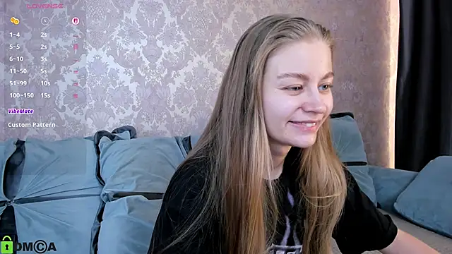 Polumna cute online show from 10-24-25, 09:52