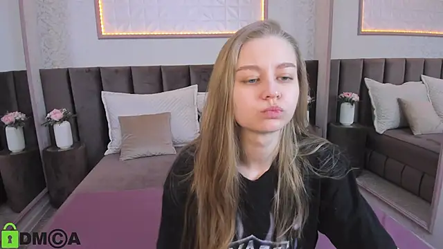 Polumna cute online show from 03-19-25, 12:56